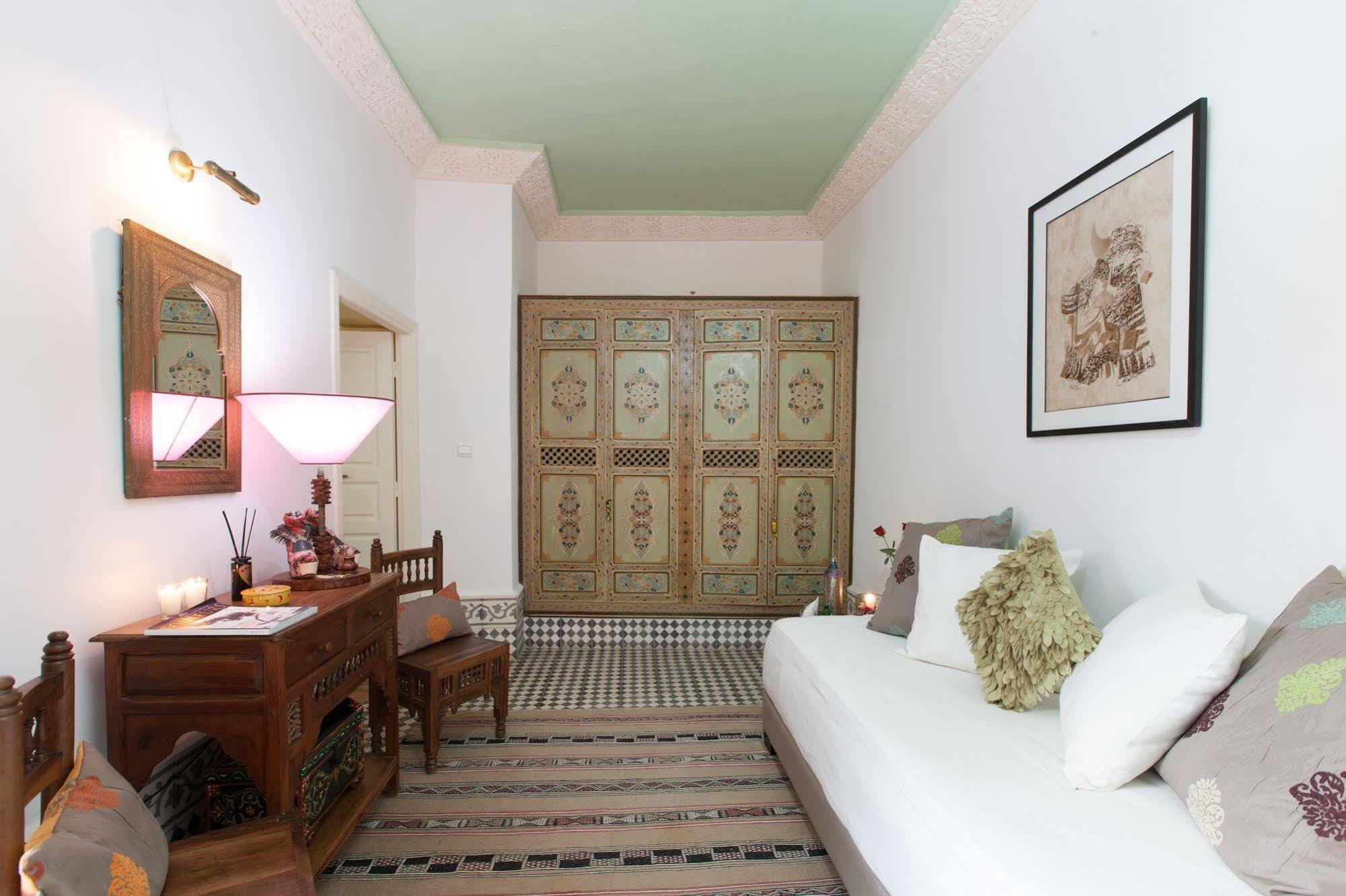 Riad Emotion 3*